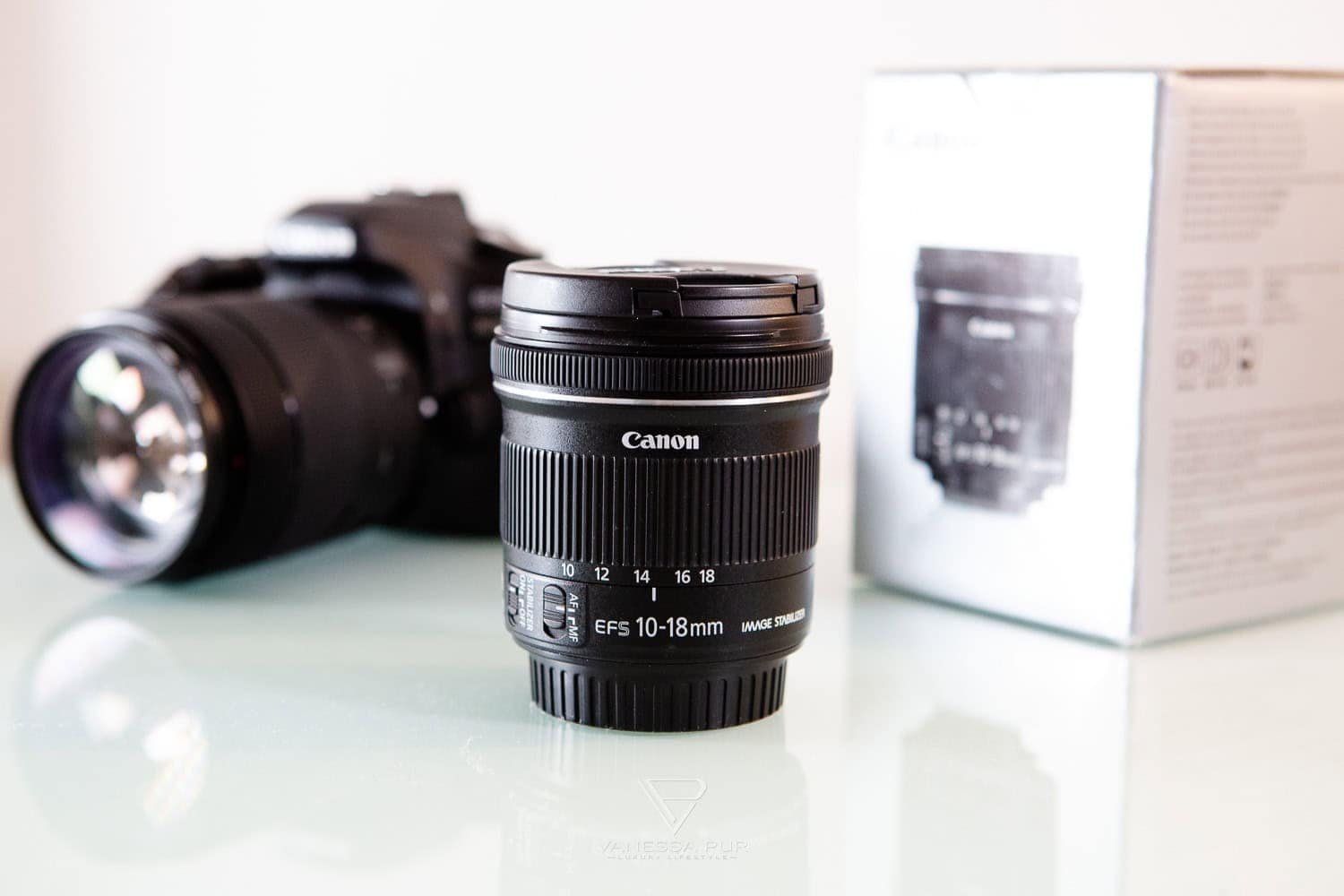 CANON 10-18mm f4.5-5.6 IS STM - Das YouTuber Objektiv für tägliche VLOGs - CANON 10-18mm f4.5-5.6 IS STM - YouTuber Objektiv Vlogs - Bestes VLOGGING Objektiv - das perfekte Objektiv für YouTube Videos - Günstiges Objektiv mit Weitwinkel - Zoom-Objektiv für Anfänger - Gute Lichtleistung und Bildstabilisator - CANON EF-S 10-18mm - YouTuber-Objektiv