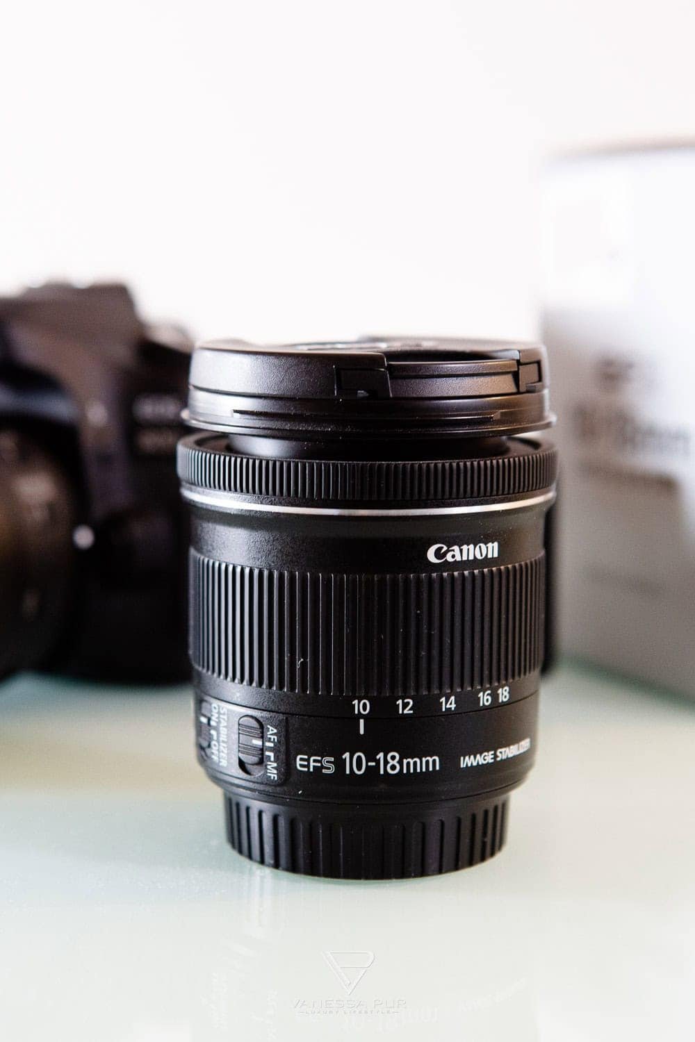 CANON 10-18mm f4.5-5.6 IS STM - Das YouTuber Objektiv für tägliche VLOGs - CANON 10-18mm f4.5-5.6 IS STM - YouTuber Objektiv Vlogs - Bestes VLOGGING Objektiv - das perfekte Objektiv für YouTube Videos - Günstiges Objektiv mit Weitwinkel - Zoom-Objektiv für Anfänger - Gute Lichtleistung und Bildstabilisator - CANON EF-S 10-18mm - YouTuber-Objektiv