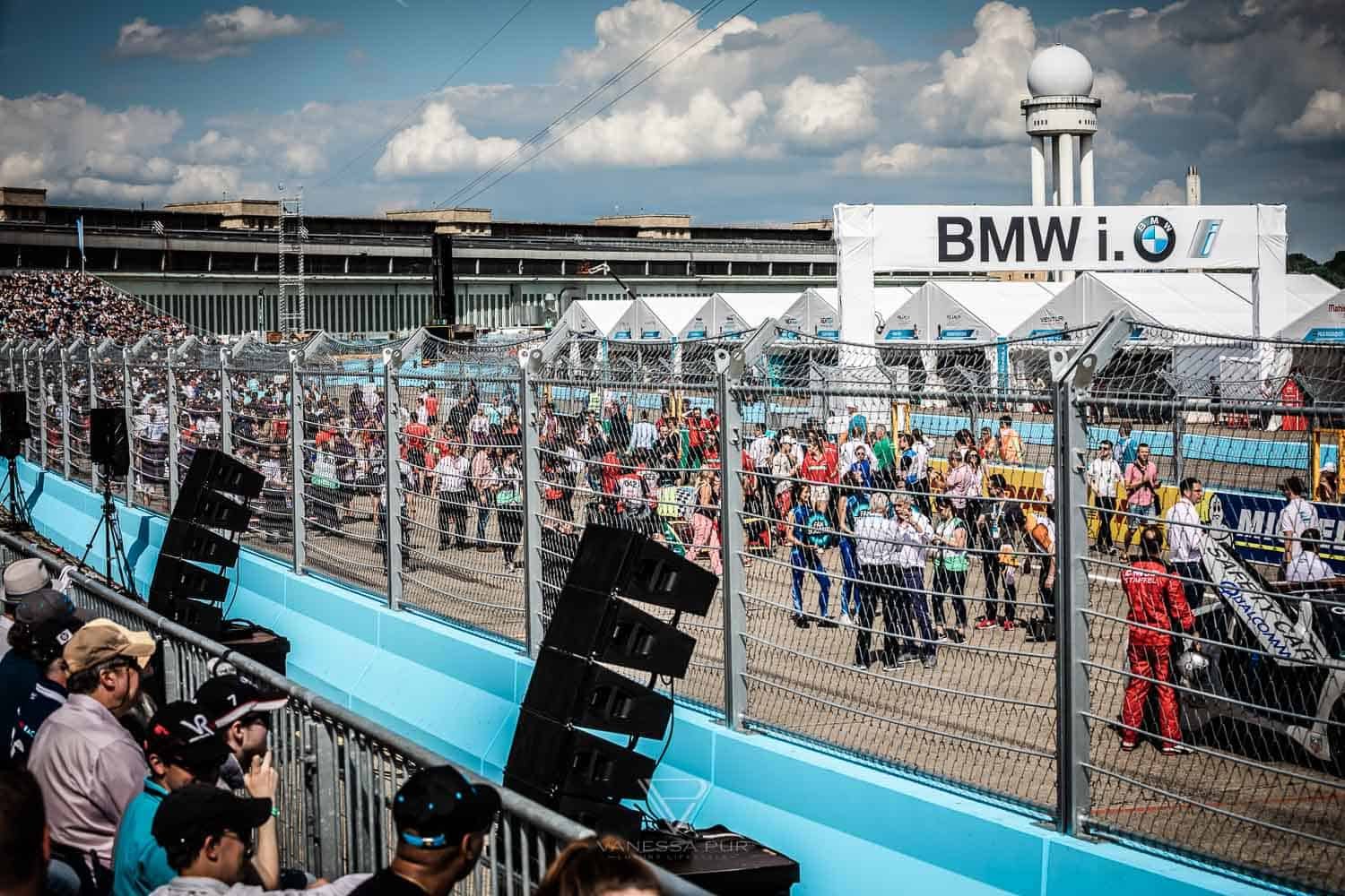 Formel E Rennen in Berlin - Flughafen Tempelhof - VIP bei MS Amlin Andretti Racing Team - FIA Formula E - Electric Streetracing - Grid Girl - Speed Event Motorsport Event Blogger