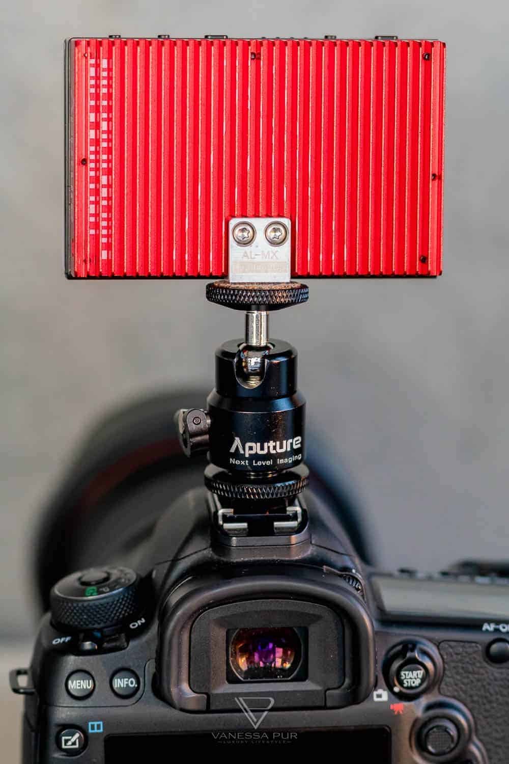 Aputure Amaran AL-MX - Videoleuchte für YouTuber mit Akku - Die beste Videoleuchte für YouTuber und Vlogger? Aputure Amaran AL-MX