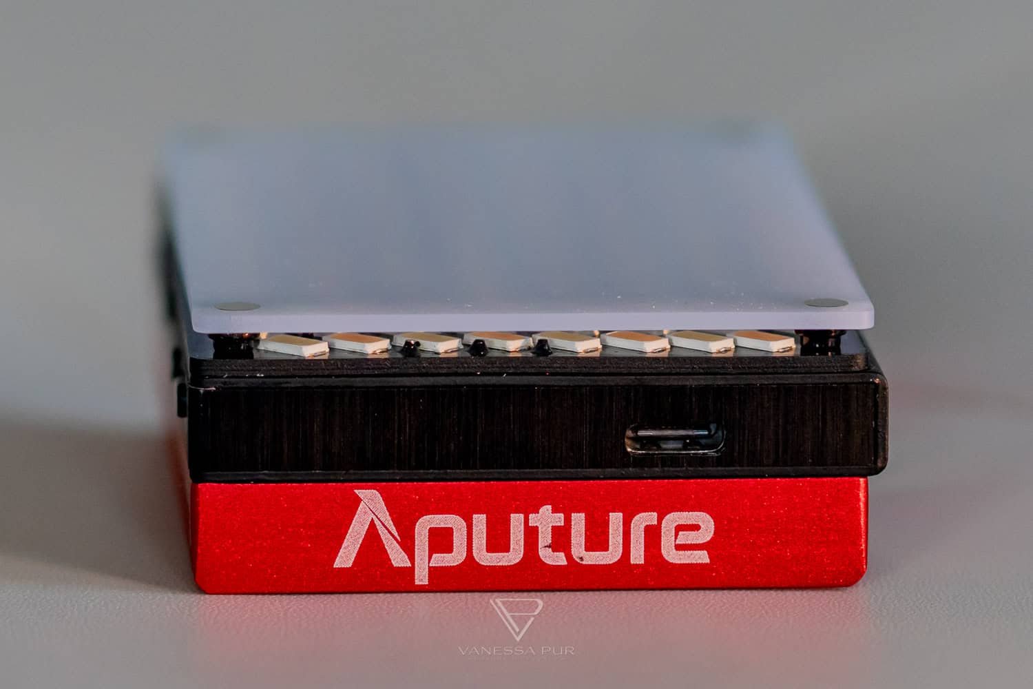 Aputure Amaran AL-MX - Videoleuchte für YouTuber mit Akku - Die beste Videoleuchte für YouTuber und Vlogger? Aputure Amaran AL-MX