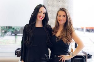 Erfahrung bei Melina Best Friseur, Extensions Fragen & Geschenkidee - Extensions und Haarverlängerungen - Fragen zur Haarverlängerung und Haarverdichtung - Tapes oder Bondings - was muss man beachten, Pflege und Dauer, Kosten und Erfahrung - Melina Best in Köln