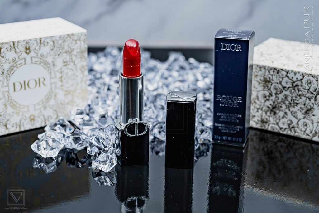 Dior Beauty - Rouge Dior Lippenstift Satin Zinnia 743 als glänzender roter Lippenstift, haltbarer Lippenstift, Luxuslabel Dior von Christian Dior