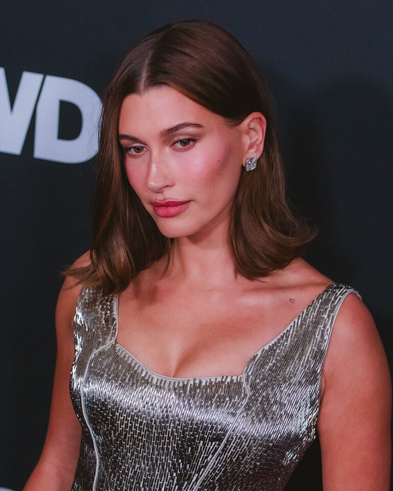 Hailey Bieber
