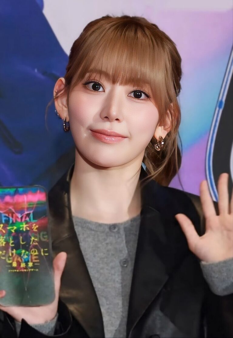 Sakura Miyawaki