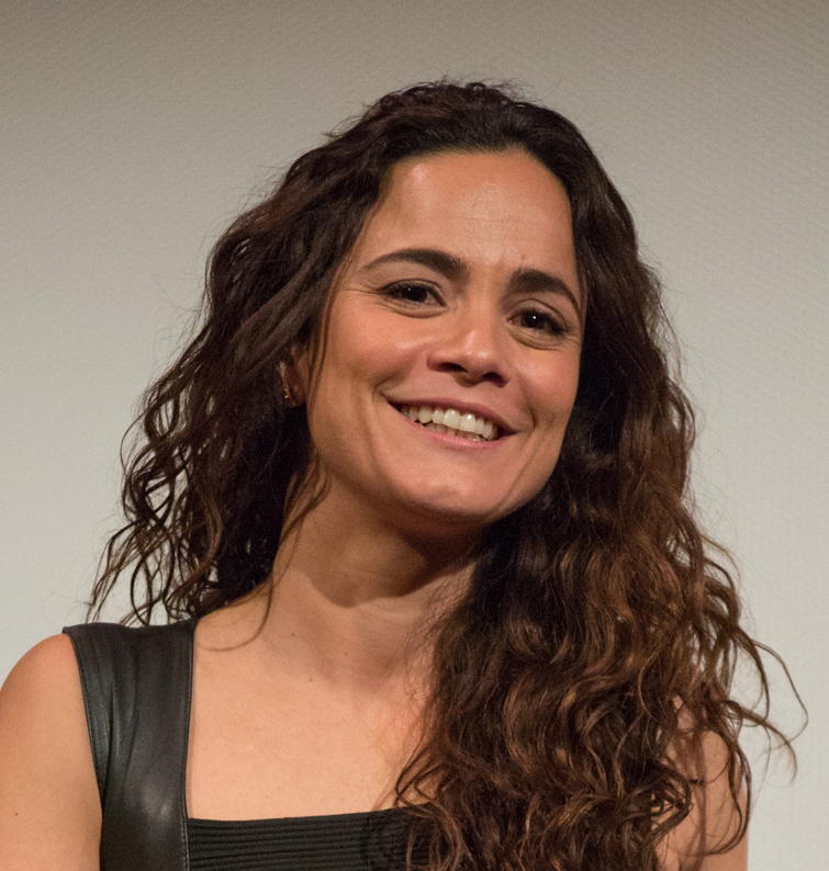 Alice Braga