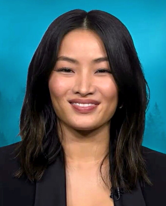 Anna Sawai