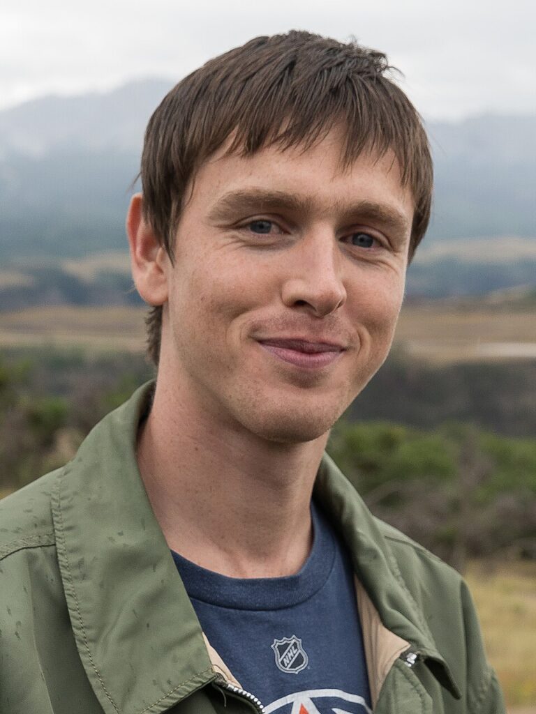 Harris Dickinson