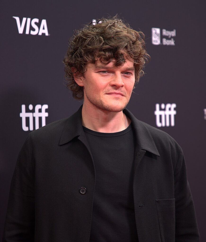 Robert Aramayo