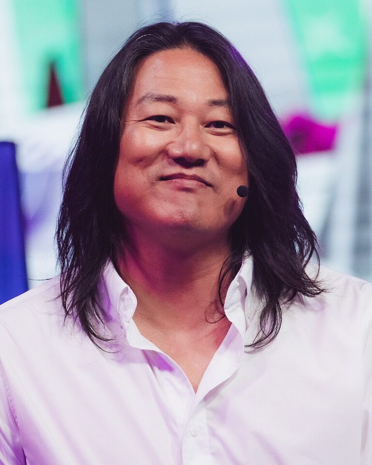 Sung Kang